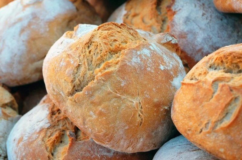 КНСБ отчита слабо намаление на цената на хляба въпреки въведената