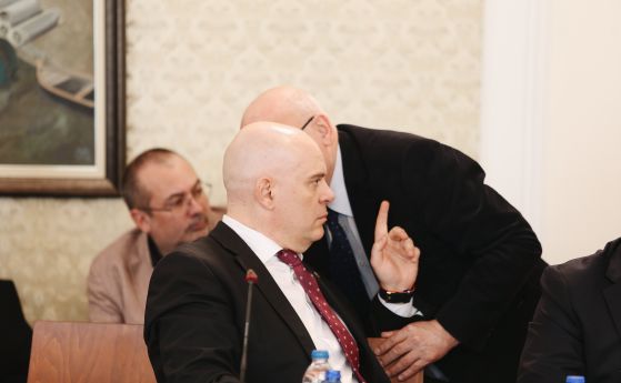 Не пращам аз имейлите до Европейския парламент не искам да