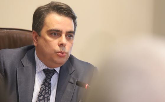 Вицепремиерът и финансов министър в оставка Асен Василев е най вероятният