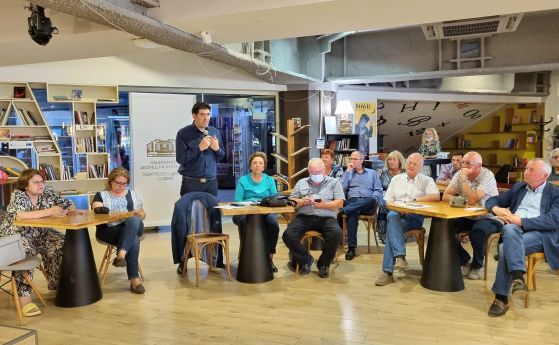 Разпиляването на умове и енергия съсипва лявото Това каза председателят