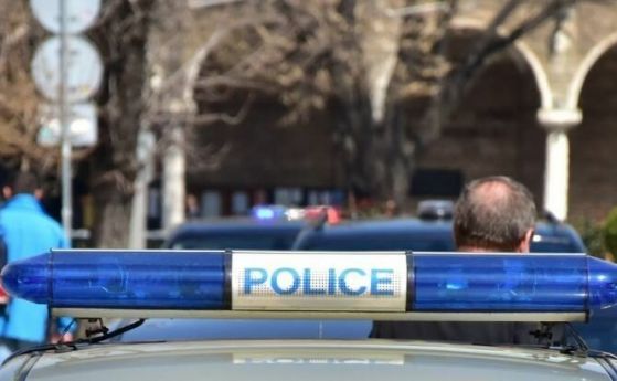 Полицай блъсна прокурор в София