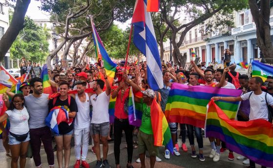 Куба на крачка от узаконяването на еднополовите бракове