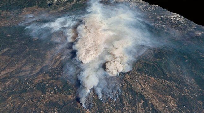 Kалифорнийският пожар Oak Fire, който пламти в близост до националния
