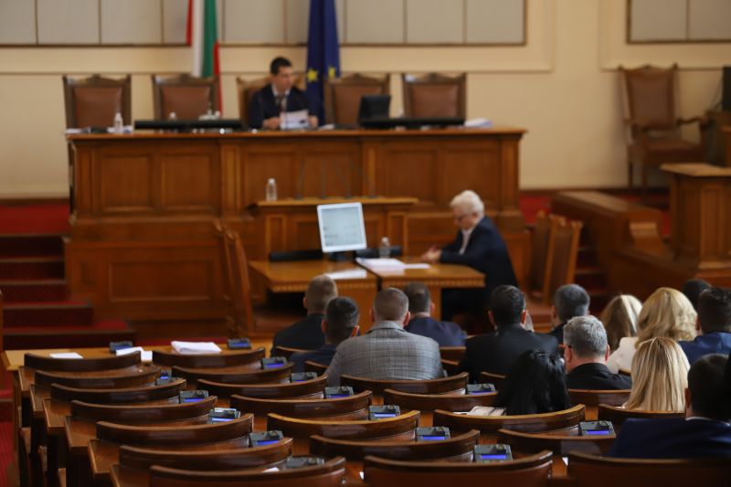 Двама нови народни представители влизат в парламента. Днес Жеко Дандаридов