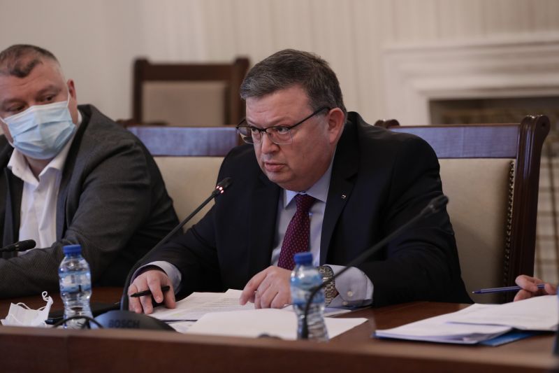 Бившият главен прокурор и председател на КПКОНПИ Сотир Цацаров се