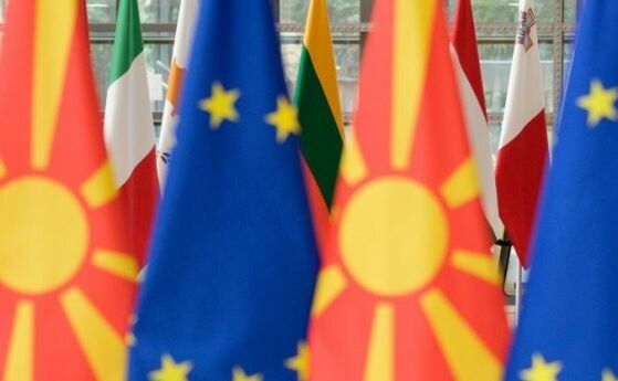 Посланикът на ЕС в Скопие: Ако не промени Конституцията, процесът ще спре