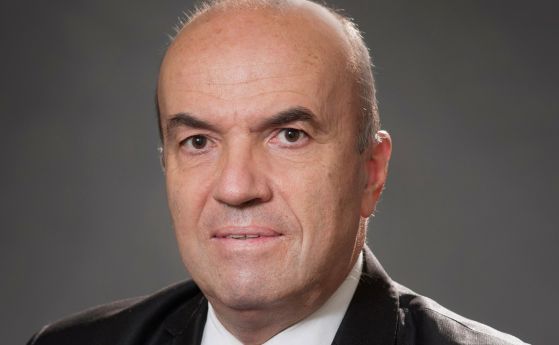 Служебният министър на външните работи Николай Милков с опит в отбраната и разузнаването