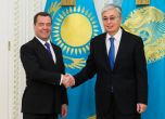 Експрезидентът на Русия: Казахстан и Грузия са изкуствени държави. Медведев се оправдава, че му хакнали профила във VK