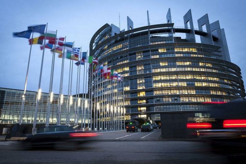 Европейският парламент оттегли иска си срещу EК за бездействие в
