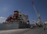 Товарният кораб „Поларнет“  пристига в пристанището Дериндже в залива Измит