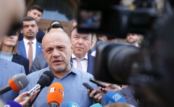 Томислав Дончев: Ще има свежи попълнения в листите ни за вота