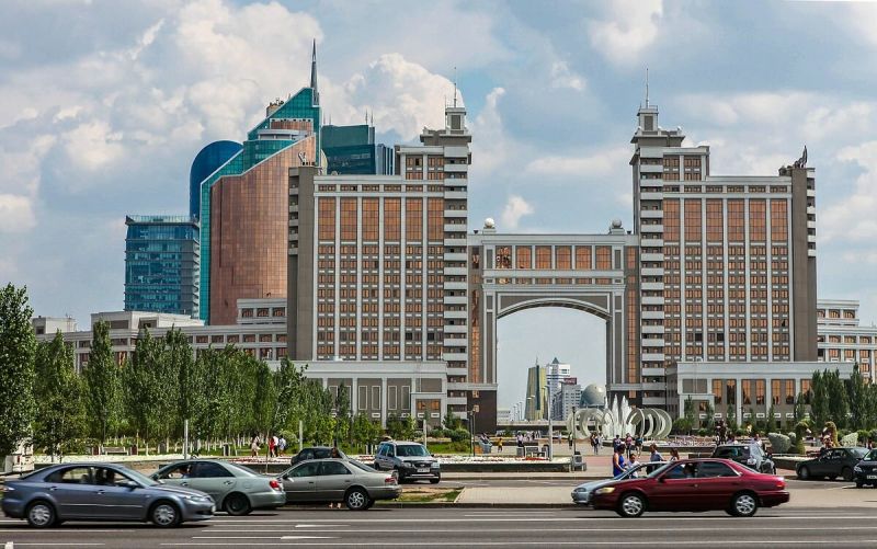 Казахстан планира да експортира петрола си по тръбопроводите на Азербайджан, заобикаляйки