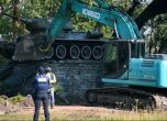 Естония премахна първи руски паметник - танк Т-34