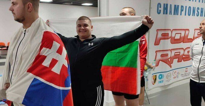 България спечели общо 9 медала от Европейското първенство по вдигане