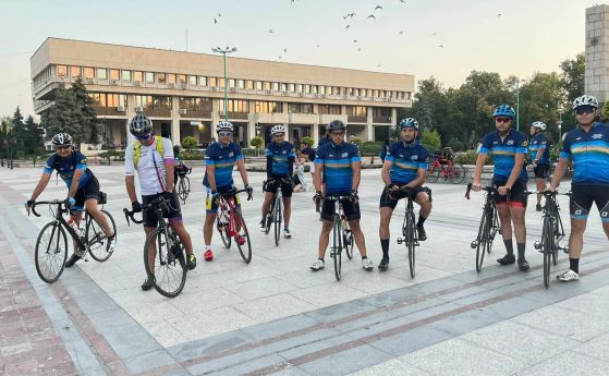 Кметът на Видин даде старт  и поведе колоездачите във  велопохода „Дунав Ултра“