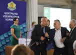 Юлиян Ангелов от ВМРО прекъсна жребия в ЦИК,  НСО го изведе
