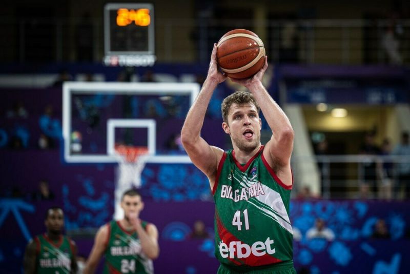 Националният отбор на България загуби от световния шампион от 2019