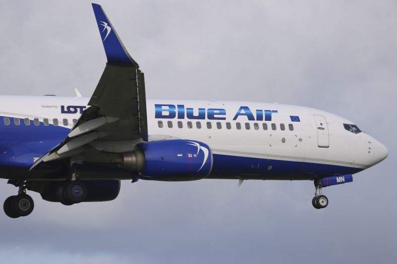 Blue Air Boeing 737-800