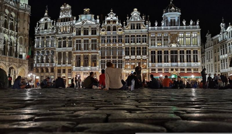 Властите в Брюксел решиха да бъде ограничено осветлението и отоплението