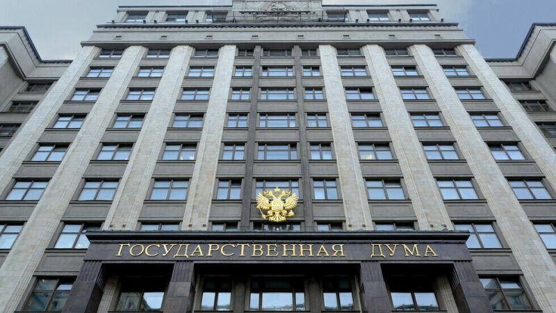 Склонни ли са депутатите от Държавната дума и руските чиновници