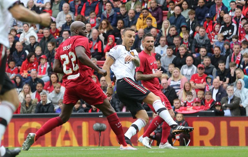 Димитър Бербатов вкара красив гол за Манчестър Юнайтед в мач