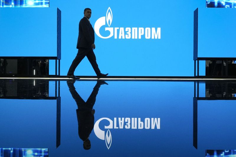 Руската компания Газпром“ е спряла транзитните доставки на газ през