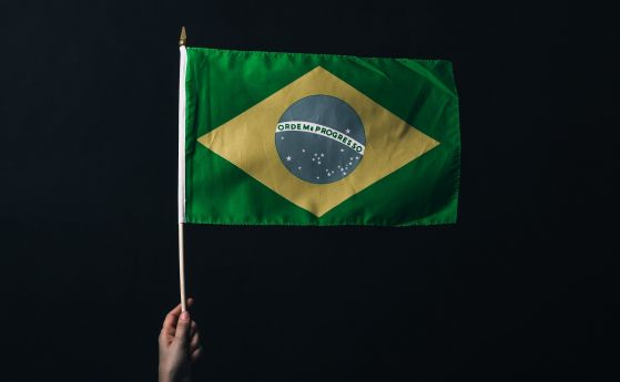И Бразилия е на избори днес, избира президент и губернатори
