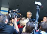 Костадинов гони журналисти от пресконференция, поиска третия мандат