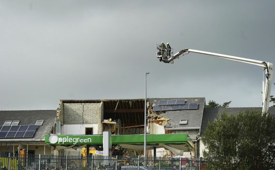 Експлозия на бензиностанция в Ирландия взе 10 живота