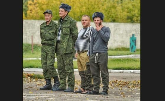 Ставай страна огромная: Как се осигурява екипировка за мобилизираните в Русия