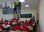 Росгвардия устрои стрелба из класните стаи в руско училище в Геленджик на 30 километра от Двореца на Путин
