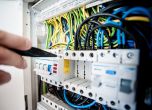 Отбой: Без двойна тарифа на тока за битовите потребители
