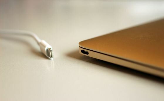 Съветът на ЕС окончателно прие всички телефони да са с USB-C зарядни устройства от 2024 г.