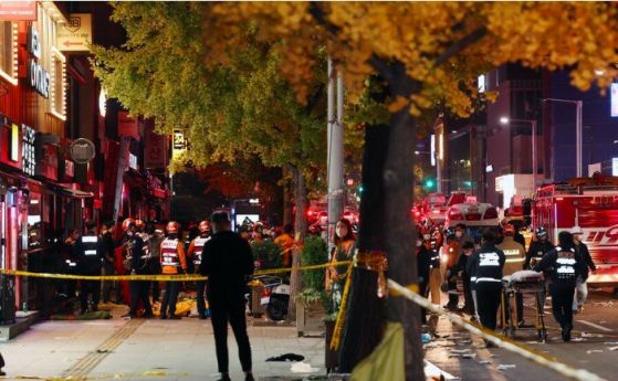 Най-малко 120 загинали и десетки стъпкани при честване на Хелоуин в Сеул