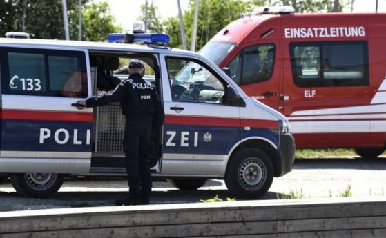Влак удари бг кола в Австрия, мъж загина, има и трима ранени