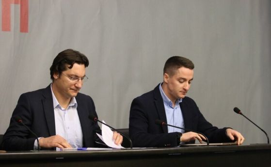 Крум Зарков и Явор Божанков в централата на БСП