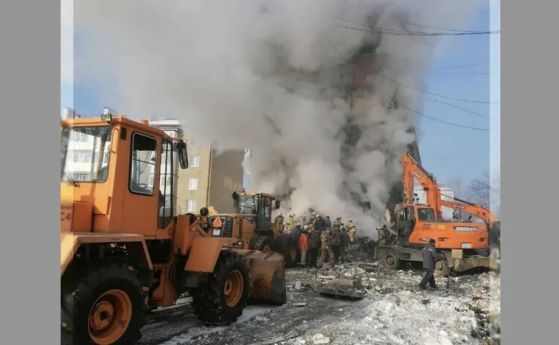 Девет души са загинали при срутване на вход на жилищна сграда на остров Сахалин