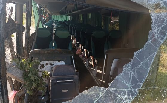Автобусна катастрофа уби 11 души в Мароко, над 40 души са ранени