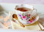 Учени: Чай на закуска и шепа зеленчуци на обяд предпазват от деменция
