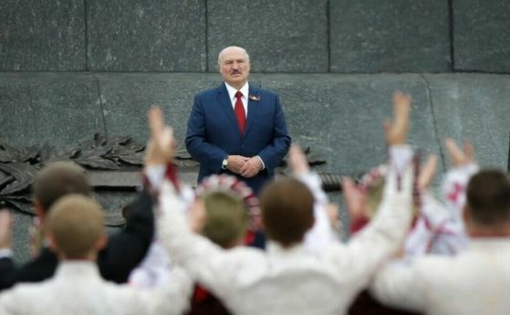 Лукашенко посъветва Киев да се подчини на Путин, ако не иска пълно унищожение