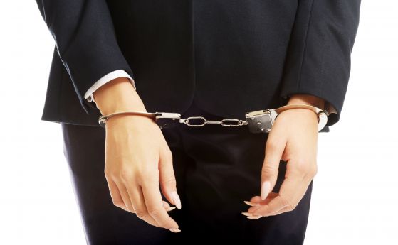 ГДБОП арестува адвокатка за измама, поискала 20 хиляди евро от шефка на ТЕЛК