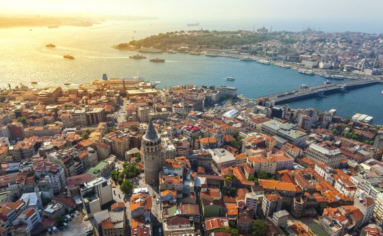 В Истанбул и в Одрин има борси за каналджийски услуги