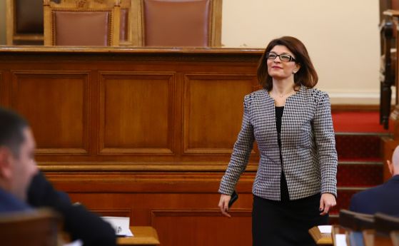 Депутатите отново ще обсъждат Изборния кодекс до късно през нощта