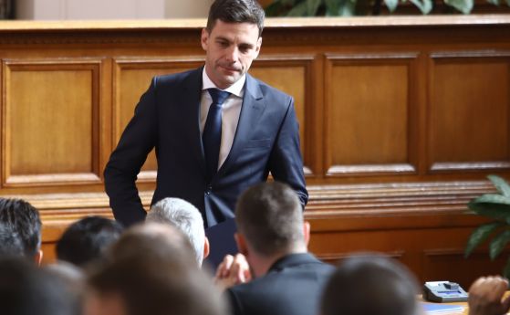 Никола Минчев: Много хартия на едно място, ПП вероятно няма да предлага правителство на малцинството