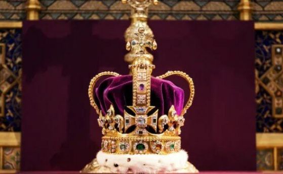 Кралската корона ще бъде преработена, за да пасне на крал Чарлз III