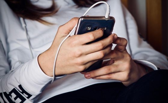 Италия забрани мобилните телефони в час
