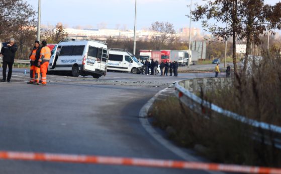 Почина полицаят, ранен в катастрофа при гонка с мигранти