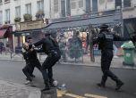 Сблъсъци в Париж след стрелбата по кюрдски културен център с убити и ранени (видео)