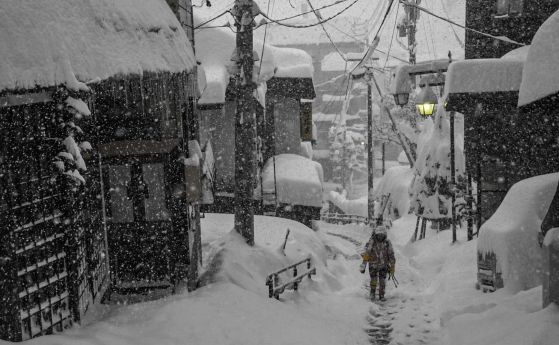 17 загинаха в Япония заради тежък снеговалеж