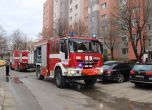Пожарна пред жилищния блок 